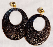Load image into Gallery viewer, Large clip on boho hoop earrings Kargo Fresh
