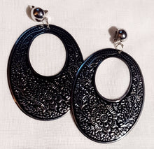 Load image into Gallery viewer, Large clip on boho hoop earrings silver Kargo Fresh
