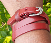 Load image into Gallery viewer, Leather Layering Bracelet Kargo Fresh
