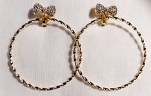 Load image into Gallery viewer, Medium sized gold metal clip on hoops Kargo Fresh

