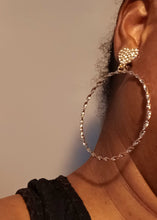 Load image into Gallery viewer, Medium sized gold metal clip on hoops Kargo Fresh
