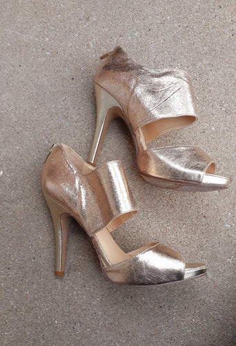 Mettalic Gold Strappy Heels Nine West Size 9 Kargo Fresh