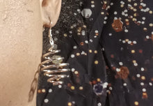 Load image into Gallery viewer, Minimalist Abstract Gold Metal Clip On Earrings Gold Kargo Fresh
