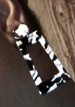 Load image into Gallery viewer, Minimalist Confetti Acrylic clip on Hoops Kargo Fresh
