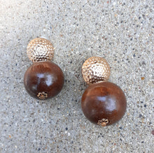 Load image into Gallery viewer, Minimalist Wooden Clip on Earrings Kargo Fresh
