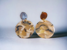 Load image into Gallery viewer, Minimalist acrylic dangle earrings Kargo Fresh
