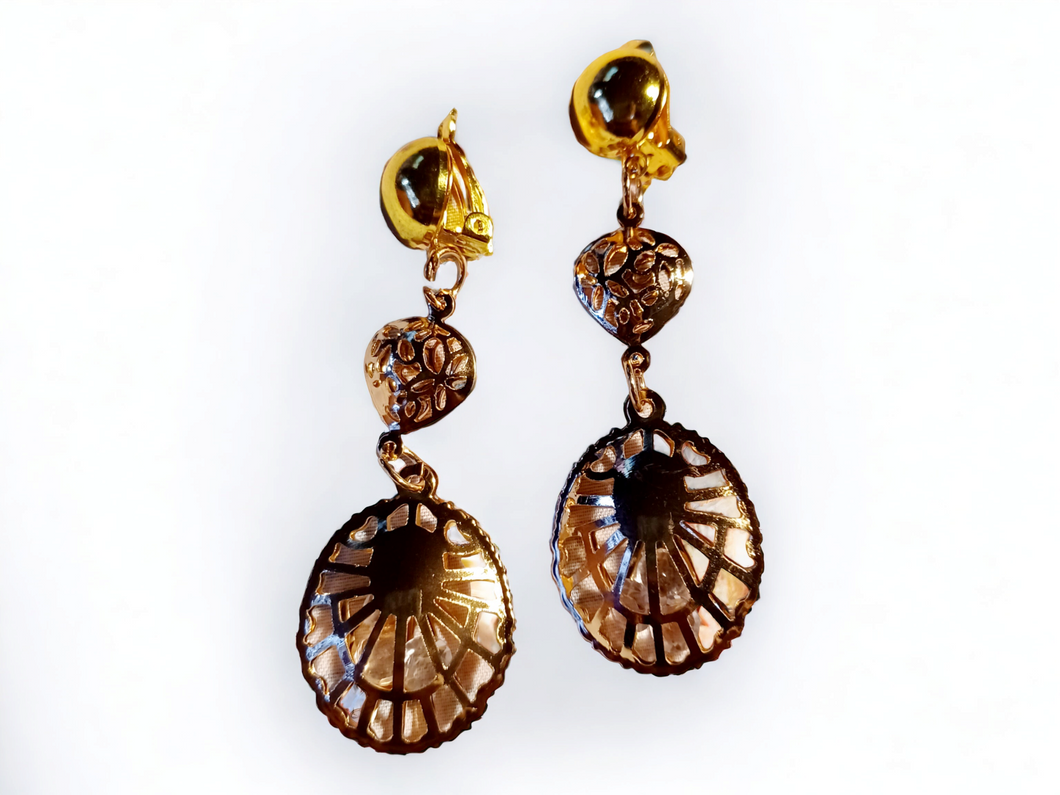 Minimalist gold metal clip on earrings Kargo Fresh