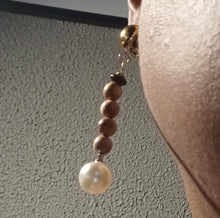 Load image into Gallery viewer, Minimalist handmade wood and pearl clip on earrings Kargo Fresh
