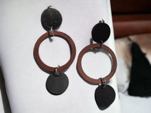 Load image into Gallery viewer, Minimalist handpainted wooden clip on hoops Kargo Fresh
