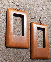 Load image into Gallery viewer, Minimalist natural wood Square Earrings Kargo Fresh
