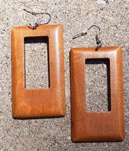 Load image into Gallery viewer, Minimalist natural wood Square Earrings Kargo Fresh
