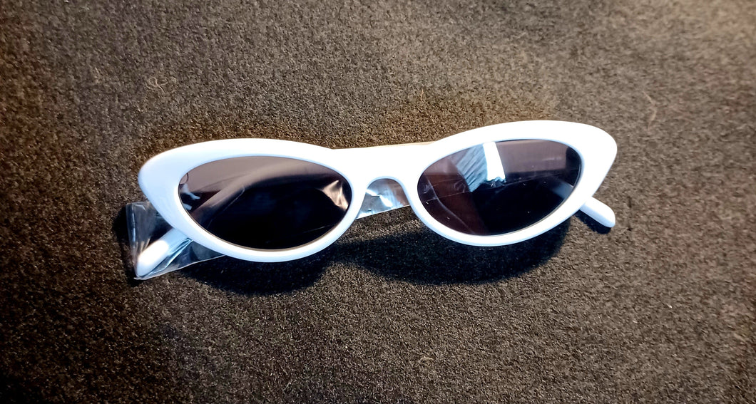 Minimalst style slim sunglasses new Kargo Fresh