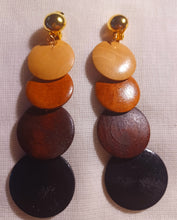Load image into Gallery viewer, Multi layer wood clip on earrings Kargo Fresh

