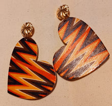 Load image into Gallery viewer, Natural Wood Abstract Heart Clip On Earrings Kargo Fresh
