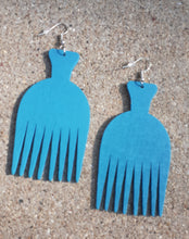 Load image into Gallery viewer, Natural Wood Afro Pick Earrings Kargo Fresh
