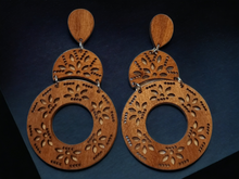 Load image into Gallery viewer, Natural Wood Clip On Earrings Kargo Fresh
