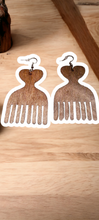 Load image into Gallery viewer, Natural Wooden Heart Afro Pick Earrings Kargo Fresh
