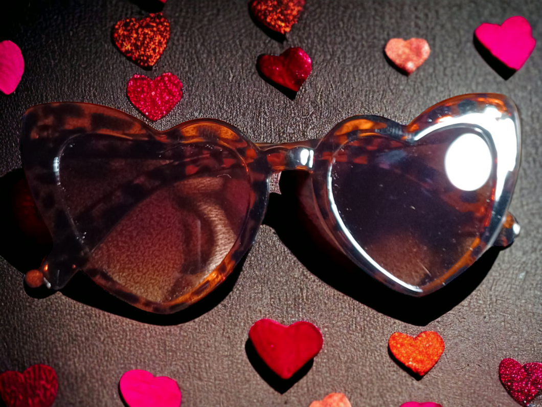 Oversized abstract heart sunglasses Kargo Fresh