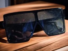 Load image into Gallery viewer, Oversized square lense sunglasses Kargo Fresh
