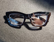 Load image into Gallery viewer, Oversized vintage style reading glasses new Kargo Fresh
