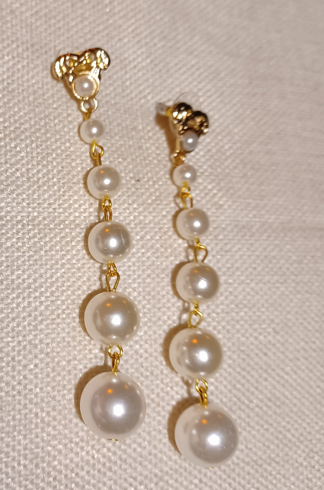 Pearl Dangle Earrings 3 in Kargo Fresh