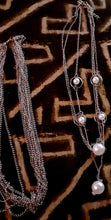 Load image into Gallery viewer, Pearl and Chains collar Necklace Kargo Fresh
