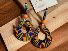 Load image into Gallery viewer, African Ankara Wax Print Africa Hoop Earrings
