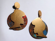 Load image into Gallery viewer, Handpainted Wooden afrocentric clip on earrings
