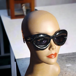 Modern puff frame sunglasses new