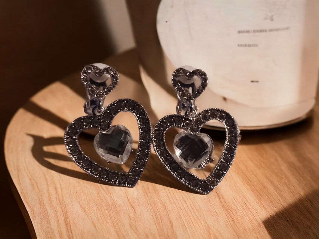 Clip on rhinestone heart dangle earrings