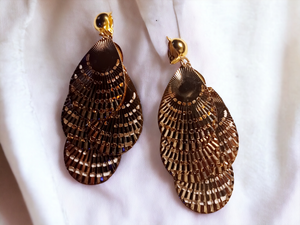 Abstract gold metal crinkle design Clip on earrings