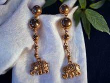 Load image into Gallery viewer, African elephant clip on bead earrings
