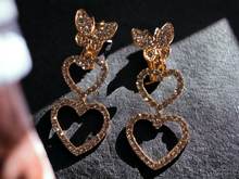 Load image into Gallery viewer, Small Rhinestone heart clip on earrings
