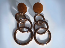 Load image into Gallery viewer, Chunky minimalist multi hoop clip on earrings
