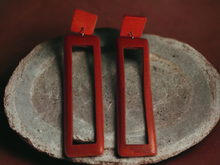 Load image into Gallery viewer, Minimalist Wooden rectangle earrings
