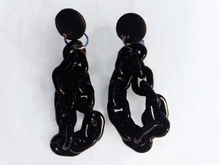 Load image into Gallery viewer, Black Acrylic Chain Earrings
