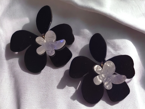 Large abstact acrylic flower pierced earrings