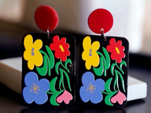 Load image into Gallery viewer, Clip on Pop art small  spring themed earrings
