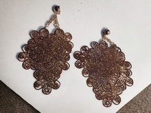 Load image into Gallery viewer, Giant Handmade daisy chandelier clip on earrings
