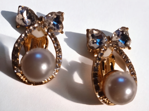 Faux pearl and rhinestone clip on stud earrings