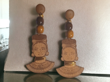 Load image into Gallery viewer, Handmade Afrocentric Design Wooden Clip on Earrings
