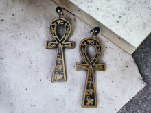 Load image into Gallery viewer, Wooden carved ankh clip on earrings
