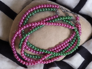 Pink and green faux pearl set of 5