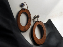 Load image into Gallery viewer, Small minimalist wooden clip on earrings
