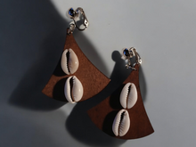 Load image into Gallery viewer, Small minimalist wood and cowrie clip on earrings
