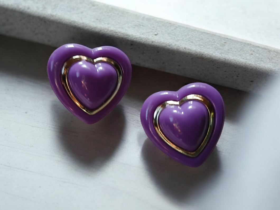 Vintage acrylic heart clip on earrings