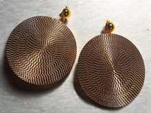 Load image into Gallery viewer, Large hammered disc clip on earrings
