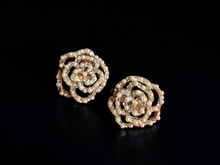 Load image into Gallery viewer, Vintage faux pearl rose clip on earrings
