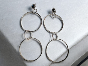 Silver metal multi hoop clip on earrings