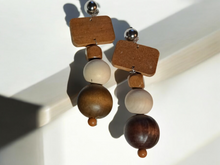 Load image into Gallery viewer, Handmade chunky wood bead clip on earrings
